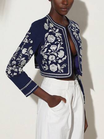 Aveloria Modichic Stylish High-End Quality Versatile Short Jacket For Women With Exquisite Embroidery And Contrasting Colors, Round Neck