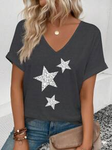 SHEIN Camiseta holgada y versátil de mujer con cuello en V, mangas vueltas y estampado de estrellas, para primavera y verano