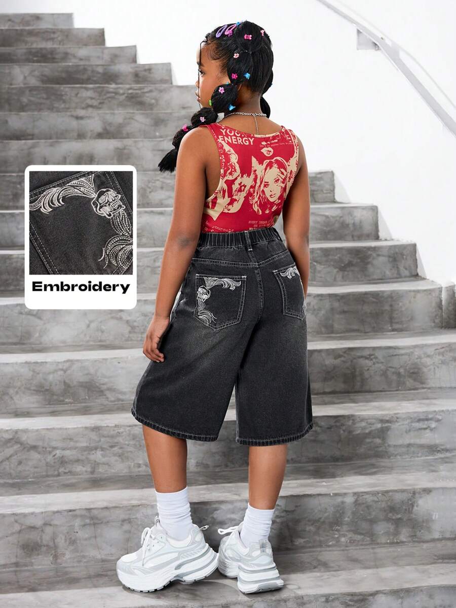 SHEIN Quần Jeans Denim Rộng Rãi Phong Cách Grunge Punk Cho Bé Gái Tuổi Teen Quần Short Dài Có Thiết Kế Thêu Hình Đầu Lâu, Cánh, Dây Leo, Trường Học, Thời Trang Đường Phố - Màu xám đen - Xem 1