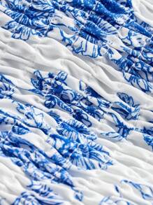 SHEIN ICON Plus Size Lantern Sleeve Retro Blue & White Floral Print Cropped Top, Vintage Palace Style - Blue and White - View 4