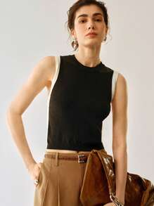 Uhlyne Uhlyne Tank Top Crop Pas Badan Wanita dengan Leher Bulat dan Motif Blok Warna - Hitam dan Putih - View 2