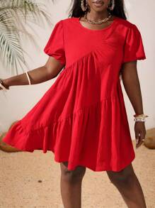 Slaydiva Vestido mini de verano boho para mujer en rojo, casual, cuello redondo, mangas cortas abullonadas, diseño de empalme diagonal con volantes decorativos, corte evasé con vuelo, tejido a cuadros - Rojo - Ver 1