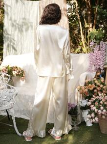 Bộ đồ ngủ lụa giả cổ Peter Pan viền bèo nhún trang trí nơ cổ điển phong cách cung điện cổ điển - Màu be - Xem 2