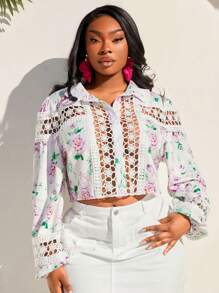 SHEIN SXY Blusa ajustada de mujer talla grande con decoración de encaje blanco soluble en agua y estampado de flores blancas, adecuada para principios de primavera, primavera y verano, selva tropical, fiesta en la playa, vacaciones junto al mar, fiesta alrededor de la fogata, fresca y ligera, ajuste ceñido, cómoda de usar, fácil de combinar y estilizante, resalta tu silueta