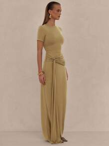 MUSERA 这款系结褶皱长裙适合婚礼宾客、毕业典礼、伊比沙岛度假、海滩之夜、秋季婚礼宾客、优雅约会之夜、春夏度假等场合穿着。 - 卡其色 - 查看 5