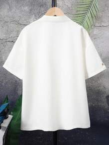 SHEIN 青少年男孩休闲时尚简约极简主义短袖衬衫，百搭设计，适合日常穿着和外出，春夏季