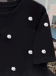 SHEIN LUNE Women's Handmade Pearl Decor Round Neck T-Shirt - Black - View 3