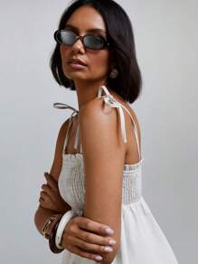 Athîral 女士纯色简约时尚休闲无袖背心，适合日常穿着 - 白色 - 查看 1