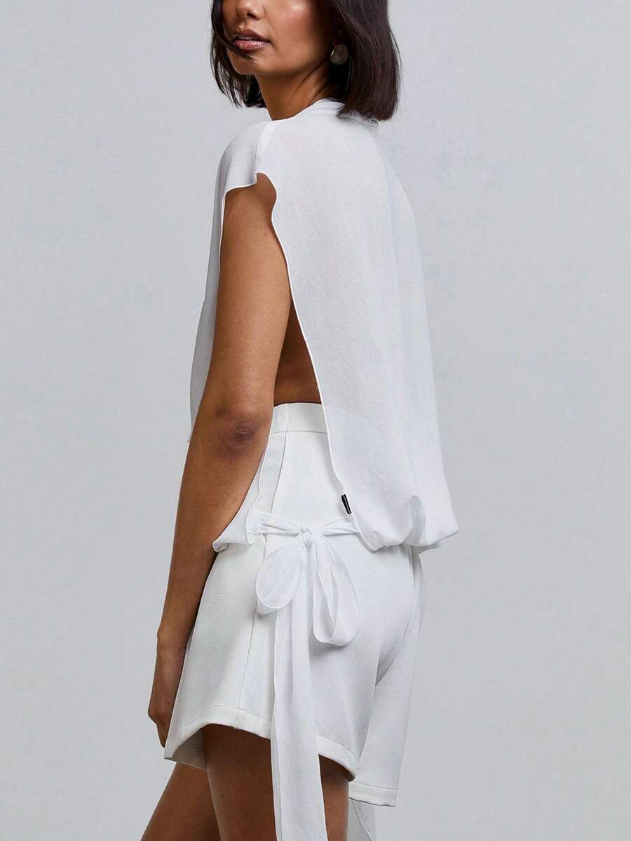 Athîral Women White Sleeveless Side Slit Sheer Chiffon Tassel Detail Cami Vest Top, Stylish Old Money Aesthetic