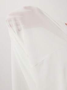 BizChic Black & White Splice 女士优雅露肩漏斗领中长连衣裙，适合春夏季约会