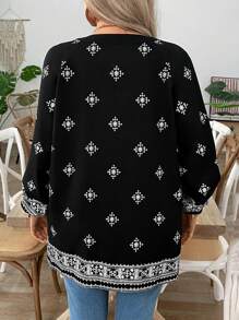 SHEIN LUNE Women's V-Neck Tie Lantern Sleeve Long Sleeve Fashionable Printed Versatile Plus Size Blouse