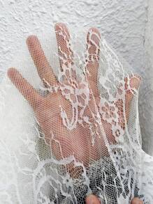 SHEIN LUNE Plus Size Women Embroidered Halter Camisole Top, A-Line Hem, For Vacation & Outing - White - View 8