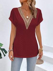 SHEIN LUNE Contrast Lace Batwing Sleeve Split Hem Tee Graphic Tees Women Tops - Burgundy - View 4