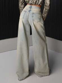 EURMUSE WOMEN LOW WAIST WIDE LEG JEANS DART DETAILED - Light Wash - View 2