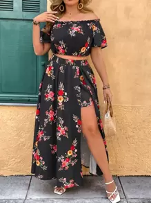 SHEIN VCAY Conjunto 2 en 1 de talla grande, blusa con hombros descubiertos y estampado floral romántico, y falda/pantalón de línea A con abertura frontal, conjunto casual para vacaciones, primavera, verano, playa y brunch para mujer, también ideal para aeropuerto.