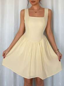 Chiquease Delikatna, urocza i słodka sukienka z odkrytymi plecami i wiązaniem na kokardkę