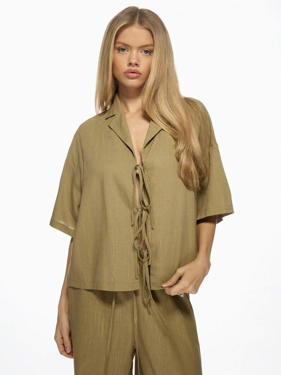MISSGUIDED Linen Tie-Up Loose Short Sleeves Shirt Christmas