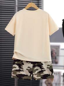 SHEIN 2pcs Boys Casual Loose Camo Pockets Patchwork Short Sleeve T-Shirt And Multi-Pocket Cargo Shorts Set - Multicolor - View 2