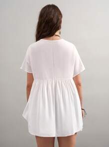 SHEIN LUNE Áo sơ mi tay ngắn thường ngày cổ chữ V viền bồng bềnh cỡ lớn cho kỳ nghỉ xuân Trang phục Boho Rave Lễ hội Trang phục kỳ nghỉ xuân Phong cách Old Money dành cho phụ nữ Trang phục Rave Trang phục mùa hè Trang phục mùa xuân cho phụ nữ Bãi biển Lễ Phục sinh Thánh Patrick Bộ đồ mặc nhà dành cho phụ nữ Trang phục kỳ nghỉ hè Trang phục Rave Phục sinh cho phụ nữ Lễ hội Boho Quần áo phụ nữ Trang phục đồng quê cho phụ nữ Trang phục hòa nhạc đồng quê Trang phục mùa xuân cho phụ nữ Quần áo mùa hè Trang phục phương Tây dành cho phụ nữ - trắng - Xem 4