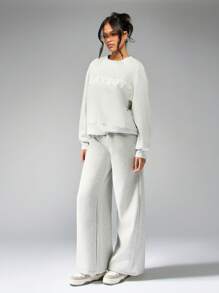 Missguided x Playboy Felpa con stampa grafica di marca - Grigio Chiaro - Visualizzare 3