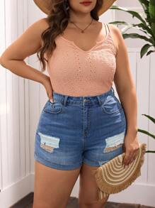SHEIN LUNE Plus Size Front Button Pocket Distressed Simple Casual Denim Shorts - Light Wash - View 3