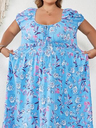 SHEIN CURVE+ Plus Blommönster Split Lår Volang Hem Klänning Boho Vacation