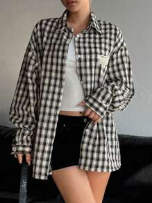 DAZY Áo khoác sơ mi họa tiết kẻ caro dài tay dáng rộng in chữ phong cách đường phố mùa hè cho nữ, quần nỉ nữ - màu đen - Xem 3
