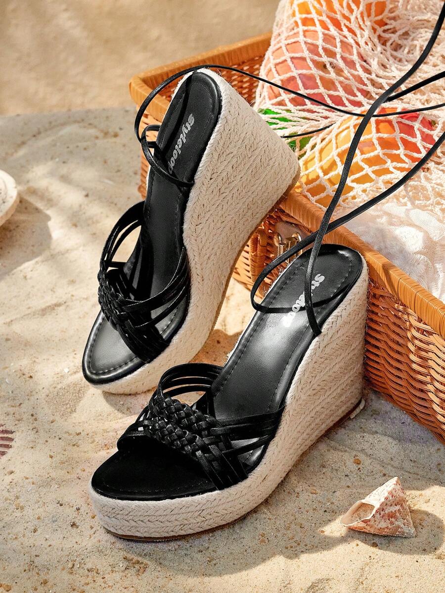 Styleloop Sandal cao gót nữ mũi tròn đan rơm quai chéo, giày mùa xuân cho kỳ nghỉ xuân và lễ Phục sinh - màu đen - Xem 1