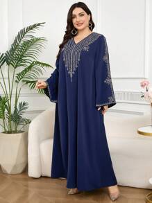 Al Najma Plus Size Women Floral Embroidered V-Neck Flare Sleeve Arabic Style Dress, Modest Kaftan