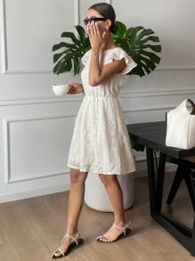 SHEIN Frenchy 适合日常穿着的女士纯色简约休闲连衣裙 - 杏色 - 查看 6