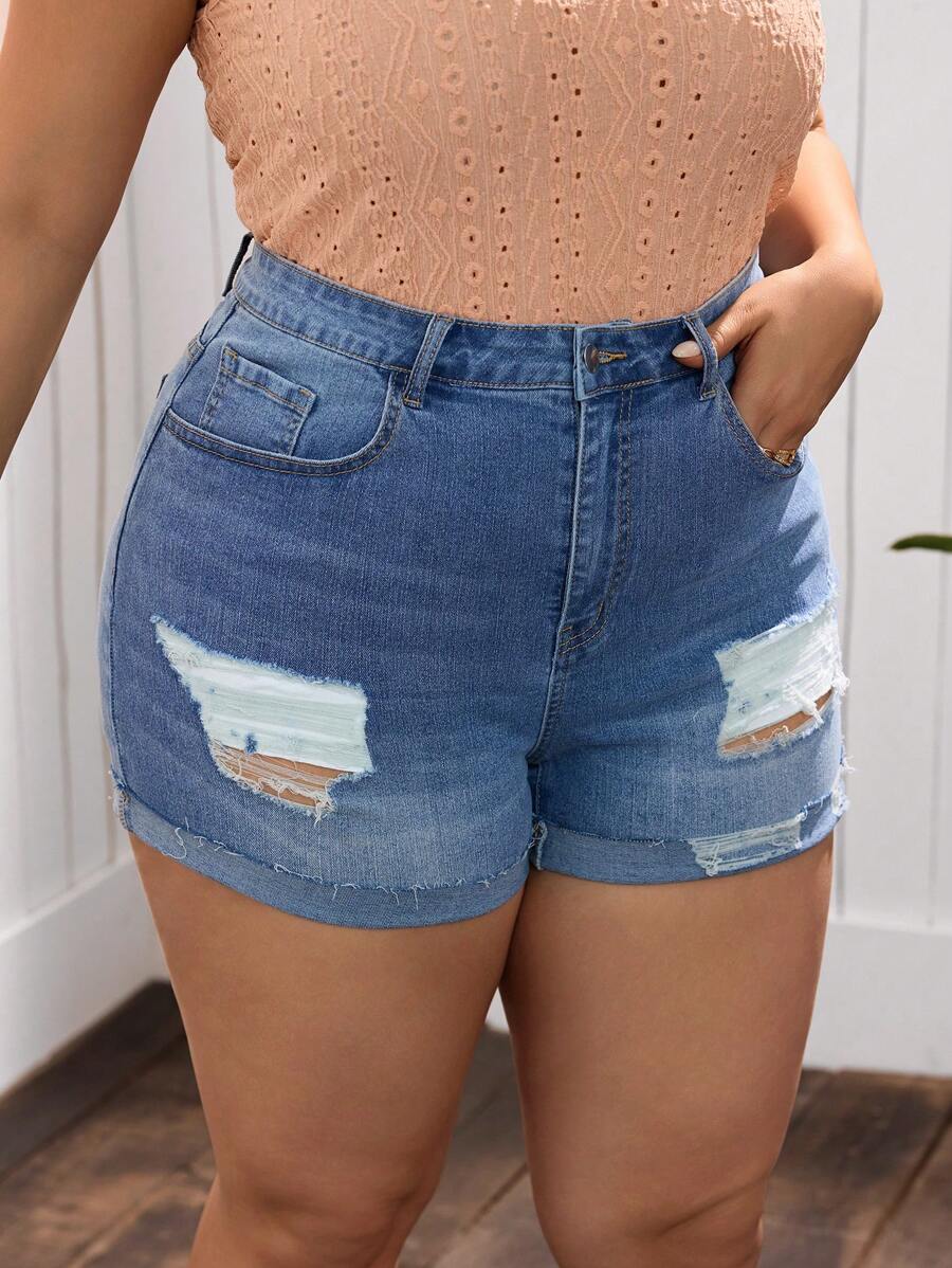 SHEIN LUNE Plus Size Front Button Pocket Distressed Simple Casual Denim Shorts - Light Wash - View 1
