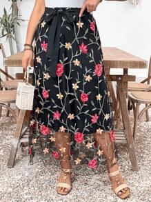 SHEIN Clasi Falda larga con cinturón de mujer talla grande con bordado en malla con línea A - Negro - Ver 5