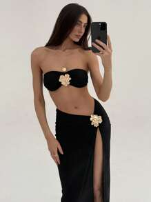 Aloruh Conjunto de 2 piezas de top tubo súper corto y falda con abertura alta con decoración de metal para mujer