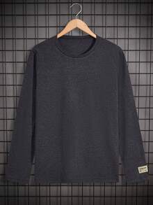 RueChic Men Label Detail 3pcs Pack Solid Regular T-Shirts - Multicolor - View 5