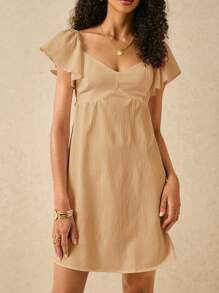 SHEIN Frenchy Vestido de mujer con espalda descubierta, escote calado y volantes, de unicolor y manga corta