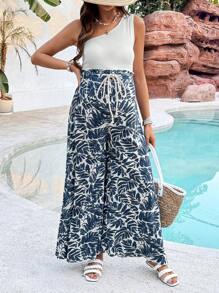 SHEIN مجموعة من 2 قطعة بلون أحادي ملابس علوية عنق غير متماثل وبنطلون ذو ساق واسعة بطباعة نباتات استوائية، طقم ملابس كاجوال للحمل