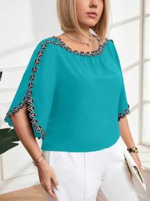 Plus Size Elegant Commuter Embroidery Applique Shirt - Teal Blue - View 4