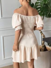 SHEIN Frenchy Conjunto de top corto hombros descubiertos y minifalda de unicolor para mujer