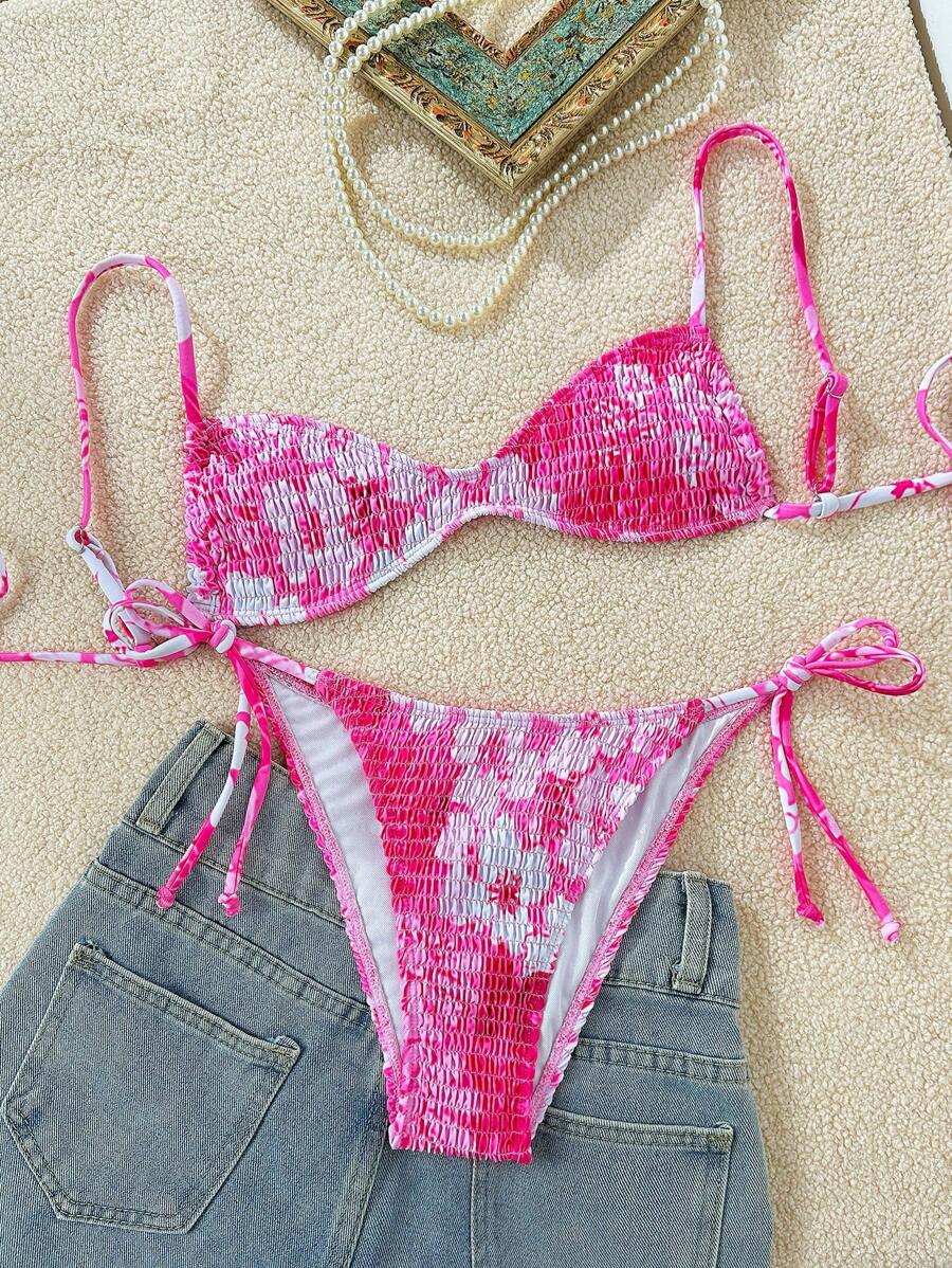 SHEIN Swim 女士夏季随机印花细肩带短款吊带上衣和侧系带三角裤 2 件套沙滩装比基尼套装度假 - 彩色 - 查看 1