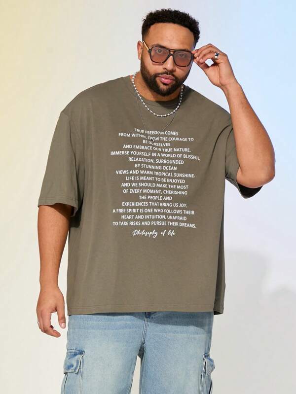 Manfinity NXTstreet Plus Size Men's Loose Casual Letter Print Knit Short Sleeve Round Neck T-Shirt