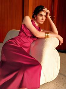 Uhlyne Uhlyne Sleeveless V-Neck Midi Dress, Elegant Fitted Style For Women, Suitable For Wedding Season - Burgundy - View 2