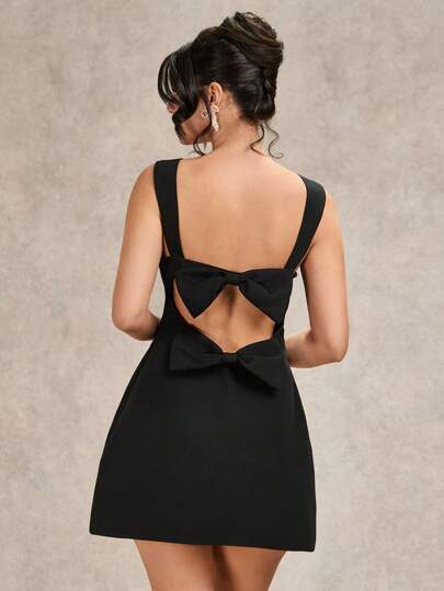 SHEIN BAE Vestido negro elegante y sencillo sin mangas, ajustado, con espalda descubierta, lazo en el bajo y silueta evasé, vestido negro, vestido para cita de San Valentín, vestido de dama de honor, pequeño vestido negro chic