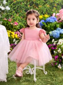 Vestido elegante y lindo de malla rosada con un corazón calado para bebé niña - Rosa - Ver 5