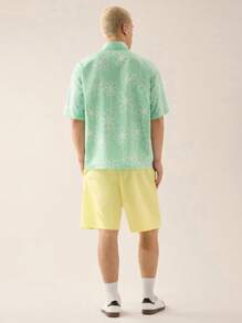 Mainfolk 2pcs Men's Woven Fashionable Casual Young Loose Short Sleeve Shirt & Elastic Waist Straight Leg Shorts Set - Multicolor - View 2