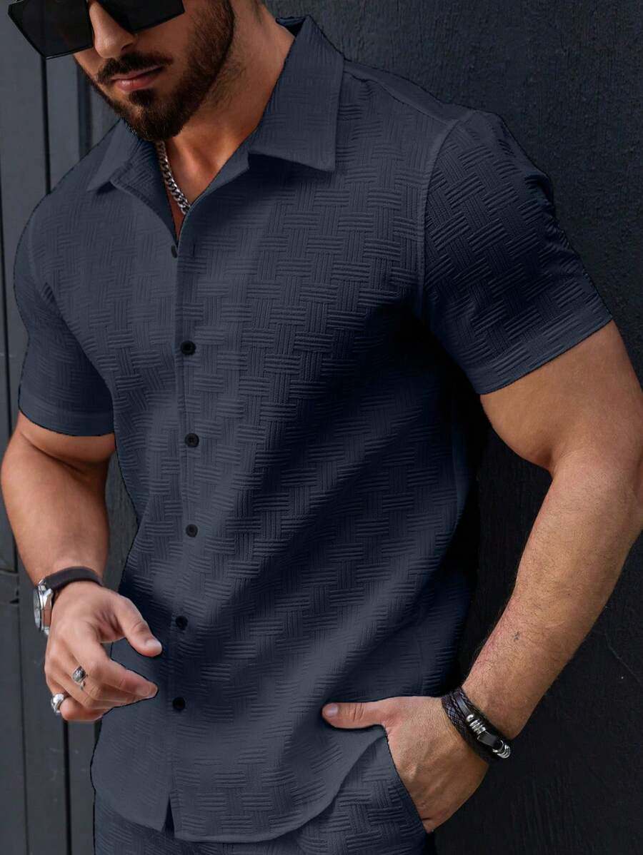 Manfinity CasualCool 男士纯色单排扣短袖休闲/商务衬衫 - 藏蓝色 - 查看 1