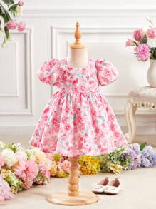 女宝宝夏季可爱花卉图案短袖连衣裙