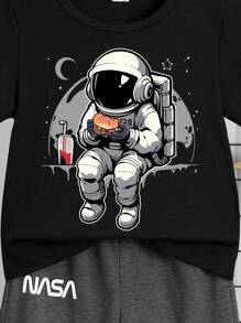 SHEIN 2pcs/Set Boys Casual Short Sleeve T-Shirt And Shorts Set, Suitable For Summer
