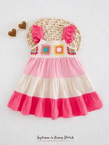 Cozy Pixies Vestido de bebé niña con cintura ceñida, ruedo con volantes, cuello cuadrado y parches de colores contrastantes