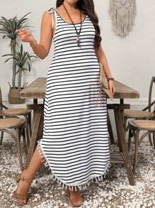 SHEIN Clasi فستان طويل للسيدات مطبوع بخطوط، للارتداء في العطلات - أبيض وأسود - مشاهدة 4