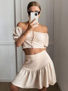 SHEIN Frenchy Conjunto de top corto hombros descubiertos y minifalda de unicolor para mujer